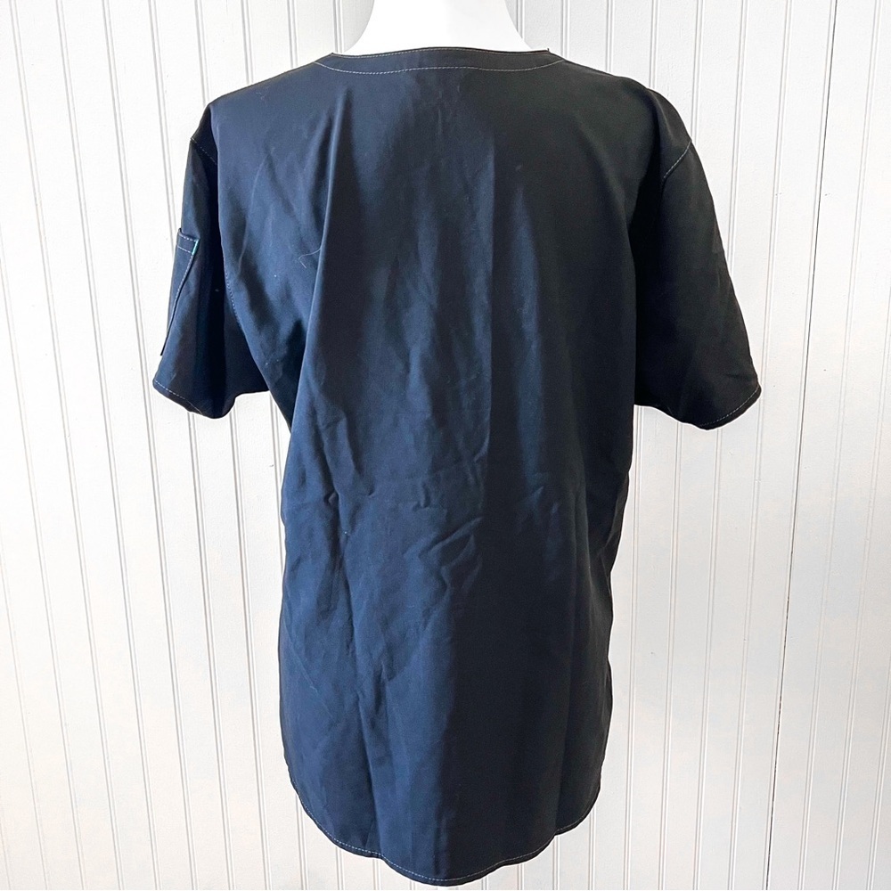 Carhartt Black Scrub Top - Picture 5 of 5